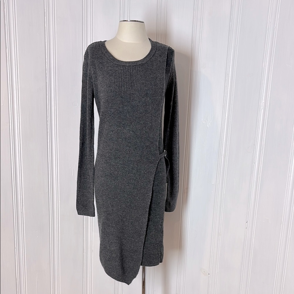 RUDSAK Knit Sweater Dress in Charcoal Gray – Size M